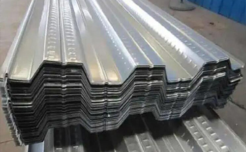 城关楼承板选型与施工技术全解析