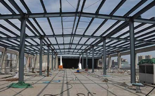 1768967127454616.jpg 城关城关钢结构安装过程中的关键控制要点与实施建议.jpg